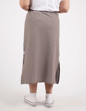 Travel Skirt - Choc/White